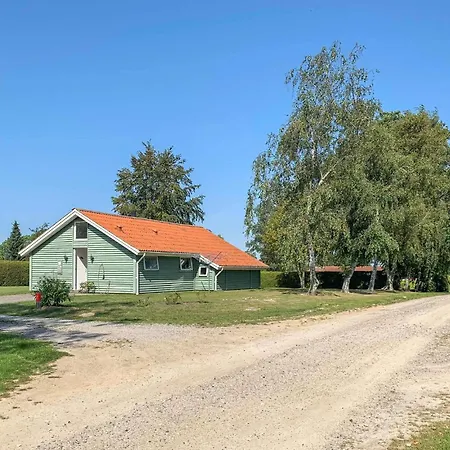 Casa vacanze Three-bedroom In *