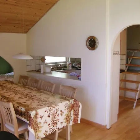 Three-bedroom In Casa vacanze