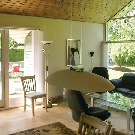 Three-bedroom In Stubbekøbing